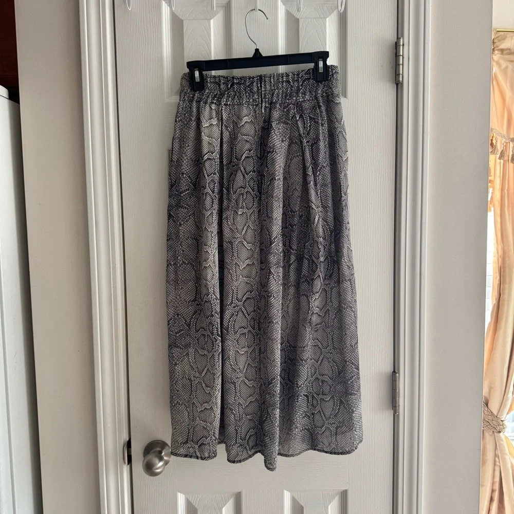 Anthropologie Gray Snakeprint Midi Skirt